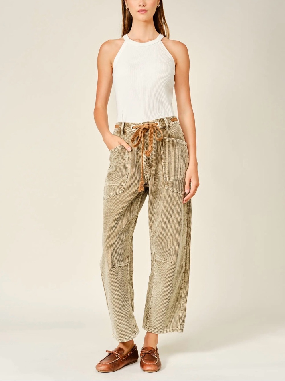 Aaron & Amber barrel leg Corduroy High-Waist Jeans in Camel NWT